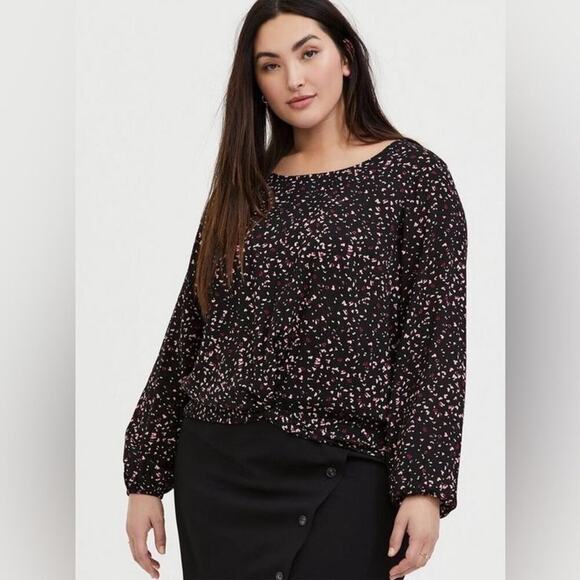 Torrid Challis Twist Front Paisley Black White Print Long Sleeve Crewneck Top - Picture 1 of 7